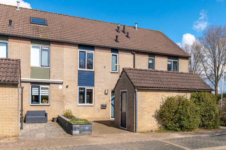 Tussenwoning-Westenholte-Zwolle-Tormentilweg-5-Voorst-Makelaardij.jpg