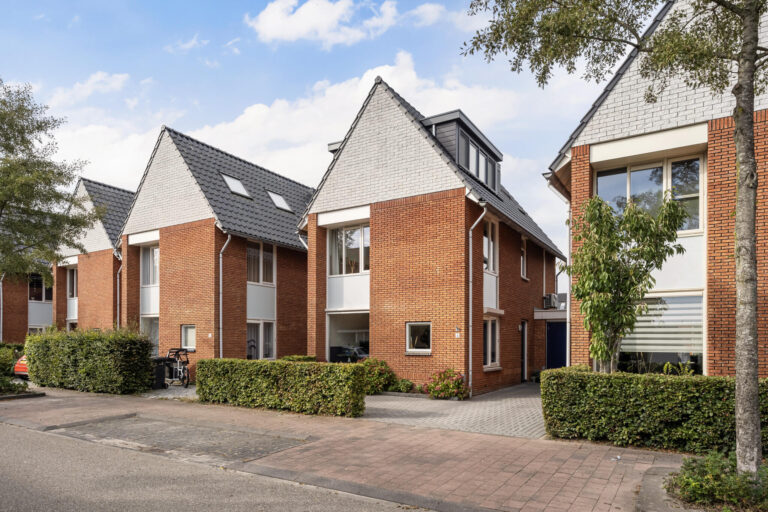 Geschakelde woning - Stadshagen De hoven - Kromakkerstraat 8 Zwolle - Voorst Makelaardij - Makelaar Zwolle.nl