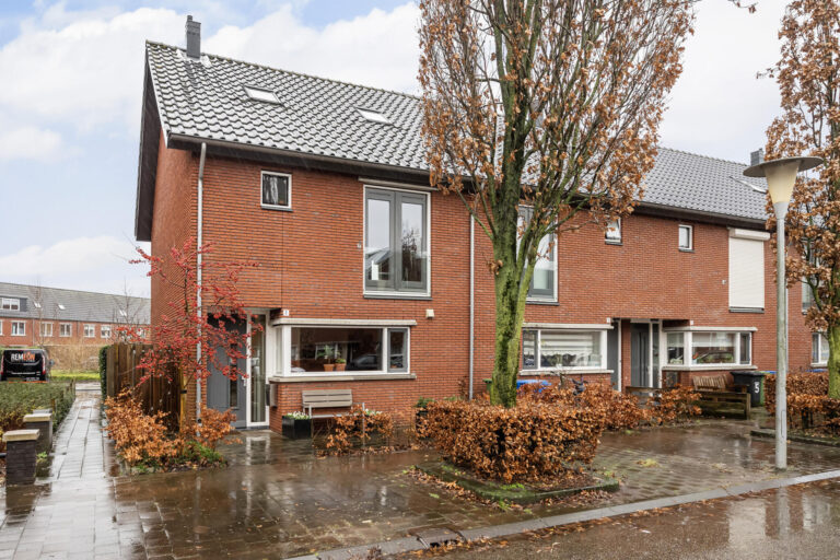 Hoekwoning Stadshagen Zwolle Akkerbergstraat 1 - Voorst Makelaardij - Makelaar Zwolle