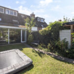 Instapklare tussenwoning te koop in Westenholte Zwolle. Volledig verbouwd, energiezuinig en luxe afgewerkt. Voorst Makelaardij – jouw makelaar Zwolle