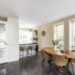 Uitgebouwde, moderne hoekwoning met serre, zonnige tuin, vier slaapkamers en uitzicht op het Zwarte Water – Rondeelstraat 24 in Zwolle – Voorst Makelaardij – Makelaar Zwolle