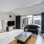 Woning Sterrenmos 62 in Zwolle, ruime tussenwoning met uitbouw en diepe tuin