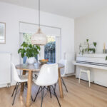 Woning Savornin Lohmanlaan 24 Zwolle, gelegen in Oud-Ittersum in Zwolle-Zuid, met diepe tuin en vrij uitzicht.