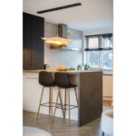 Instapklare tussenwoning met tuinkamer, visgraat PVC-vloer met vloerverwarming, moderne keuken en verzorgde afwerking aan de Vechterweerdstraat 60 in Stadshagen, Zwolle