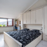 Woning Sterrenmos 62 in Zwolle, ruime tussenwoning met uitbouw en diepe tuin