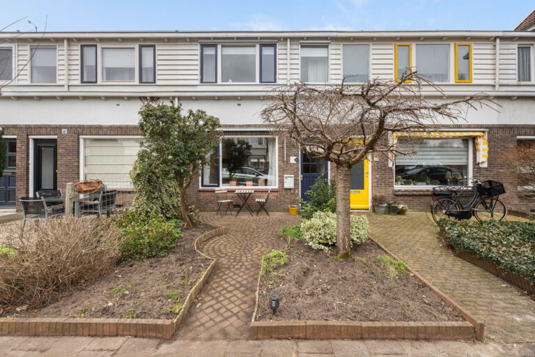 Tussenwoning - Pierik - Assendorp - Geraniumstraat 34 Zwolle - Voorst makelaardij