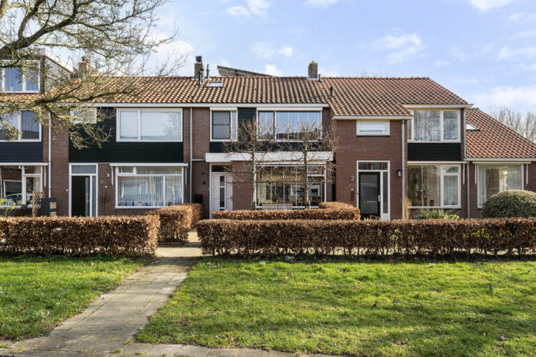 Tussenwoning - Westenholte - Akeleiweg 4 Zwolle - Voorst makelaardij - Makelaar Zwolle