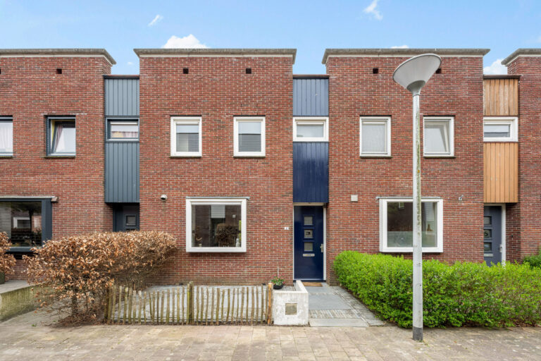 Tussenwoning - Stadshagen - Struweelstraat 3 Zwolle - Voorst makelaardij - Makelaar Zwolle