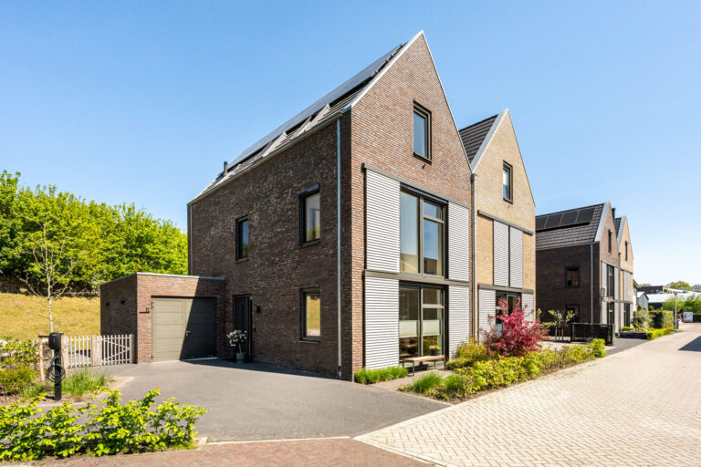 Twee-onder-een-kapwoning - Voorsterhof 11 Zwolle - Voorst makelaardij - Makelaar Zwolle