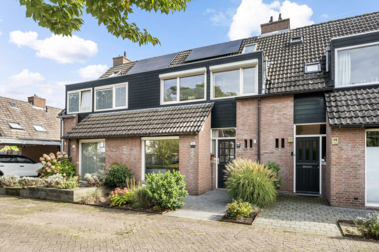 Tussenwoning - Westenholte Cichoreipad 16 Zwolle - Voorst makelaardij - Makelaar Zwolle